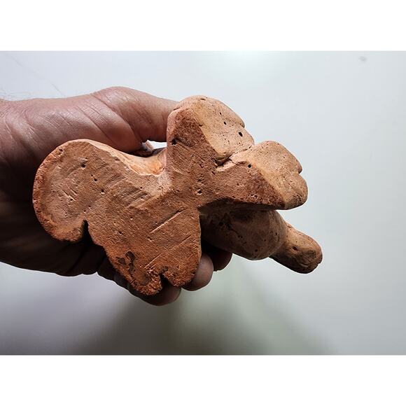 Clay CAMEL Kneeling Whimsical Smiling Art Figuring Collectible - Picture 6 of 8